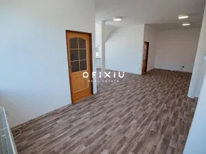 Prodej činžovního domu, Hrušovany nad Jevišovkou, náměstí Míru, 260 m2