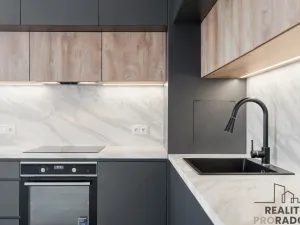 Pronájem bytu 2+kk, Praha - Modřany, Komořanská, 63 m2