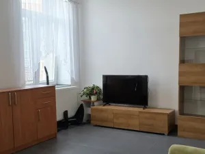 Pronájem bytu 1+kk, Šternberk, náměstí Svobody, 33 m2