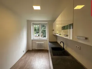 Pronájem bytu 2+1, Opava, Krnovská, 65 m2
