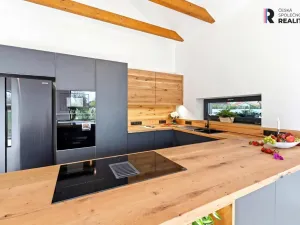 Prodej rodinného domu, Veltrusy, U Luhu, 200 m2
