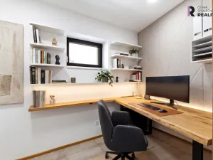 Prodej rodinného domu, Veltrusy, U Luhu, 200 m2