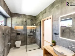 Prodej rodinného domu, Veltrusy, U Luhu, 200 m2