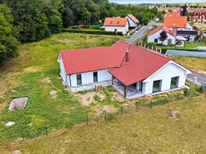 Prodej rodinného domu, Veltrusy, U Luhu, 200 m2