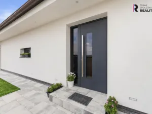 Prodej rodinného domu, Veltrusy, U Luhu, 200 m2