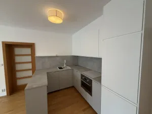 Pronájem bytu 2+kk, Praha - Malešice, U tvrze, 62 m2