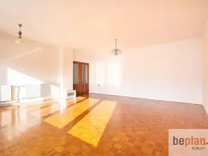 Prodej rodinného domu, Drnholec, Tyršova, 300 m2