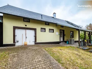 Prodej rodinného domu, Lesná - Háje, 178 m2
