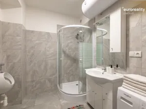 Prodej bytu 5+1, Karlovy Vary, T. G. Masaryka, 194 m2