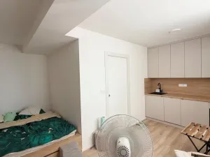Pronájem bytu 1+kk, Praha - Strašnice, Strančická, 24 m2