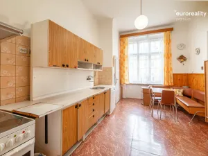 Prodej bytu 2+1, Mariánské Lázně, Hlavní třída, 79 m2