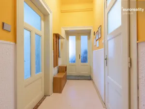 Prodej bytu 2+1, Mariánské Lázně, Hlavní třída, 79 m2