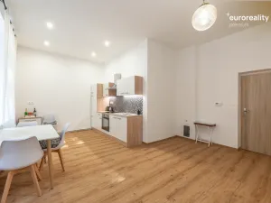 Pronájem bytu 3+kk, Mariánské Lázně, Třebízského, 77 m2