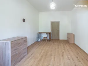 Pronájem bytu 3+kk, Mariánské Lázně, Třebízského, 77 m2
