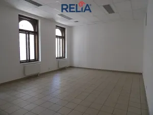 Pronájem kanceláře, Liberec, nám. Soukenné, 45 m2