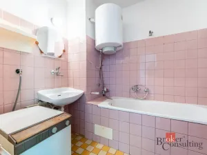 Prodej bytu 4+1, Hrušky, 84 m2