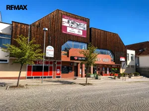 Prodej obchodního prostoru, Dobříš, Mírové náměstí, 503 m2