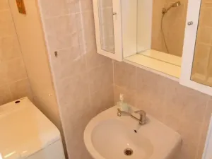 Pronájem bytu 3+1, Praha - Prosek, Zárybská, 67 m2
