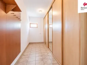 Prodej vícegeneračního domu, Praha - Písnice, Na losách, 436 m2