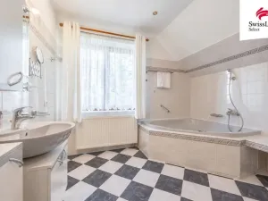 Prodej vícegeneračního domu, Praha - Písnice, Na losách, 436 m2