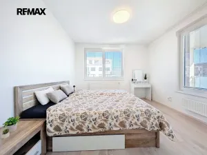 Pronájem bytu 2+kk, Praha - Hlubočepy, Hugo Haase, 55 m2