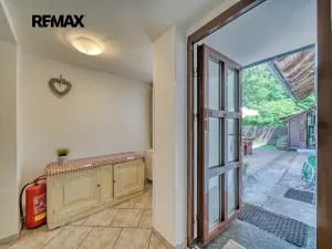 Prodej rodinného domu, Radvanice, 215 m2