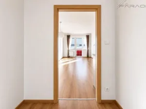 Pronájem bytu 1+kk, Praha - Hostavice, U Hostavického potoka, 32 m2