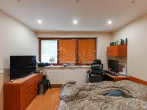 Prodej obchodního prostoru, Jesenice, Cedrová, 56 m2