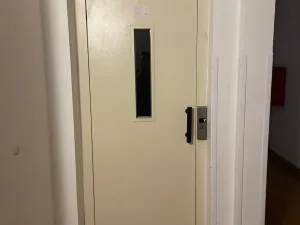 Prodej bytu 2+kk, Praha, Bazovského, 42 m2