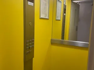 Prodej bytu 2+kk, Praha, Bazovského, 42 m2