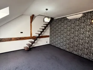 Pronájem bytu 1+kk, Chomutov, Kukaňova, 55 m2