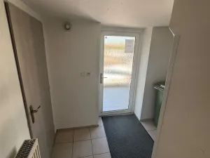 Pronájem bytu 1+kk, Chomutov, Kukaňova, 55 m2