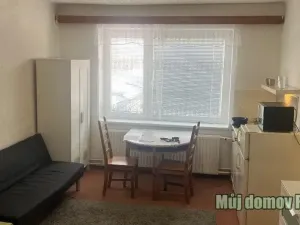 Pronájem bytu 1+1, Praha - Dolní Chabry, Prunéřovská, 1 m2