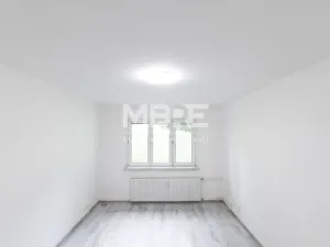 Pronájem bytu 2+1, Orlová - Lutyně, Na Stuchlíkovci, 53 m2
