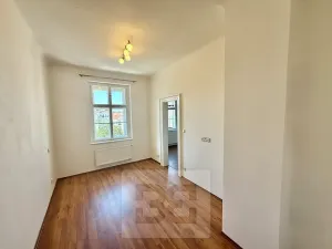 Pronájem bytu 3+1, Praha - Vinohrady, Šumavská, 100 m2