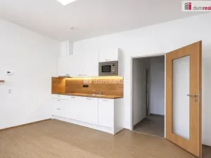Pronájem bytu 1+kk, Praha - Březiněves, Na hlavní, 30 m2