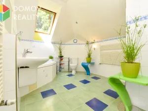 Prodej rodinného domu, Praha, Meziluží, 160 m2
