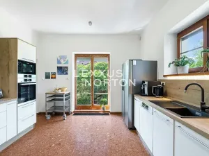 Prodej rodinného domu, Praha - Radotín, Sobětická, 252 m2