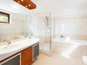 Pronájem rodinného domu, Praha - Nebušice, Nebušická, 373 m2