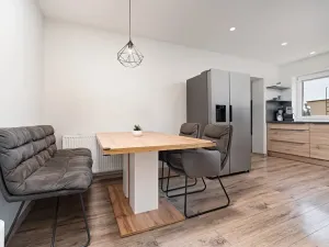 Prodej rodinného domu, Nýřany, Zahradní, 276 m2