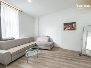 Prodej atypického bytu, Karlovy Vary, T. G. Masaryka, 194 m2