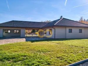 Pronájem rodinného domu, Kunice, 296 m2