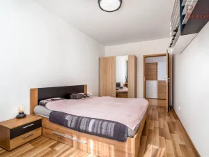 Prodej bytu 2+kk, Praha, Oty Bubeníčka, 57 m2