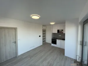 Pronájem bytu 2+kk, Břeclav, Břetislavova, 36 m2