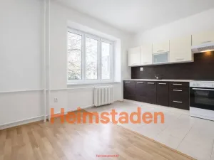 Pronájem bytu 1+kk, Karviná - Nové Město, Urxova, 31 m2
