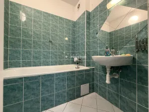 Pronájem bytu 2+1, Praha - Letňany, Bohumínská, 40 m2
