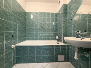Pronájem bytu 2+1, Praha - Letňany, Bohumínská, 40 m2