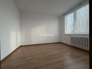 Pronájem bytu 2+1, Praha - Letňany, Bohumínská, 40 m2