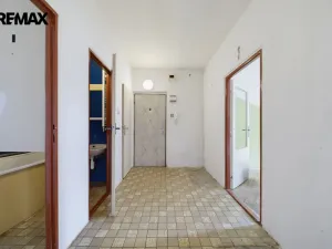 Prodej bytu 3+1, Hroznětín, Sídliště, 73 m2