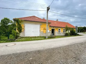Prodej rodinného domu, Lázně Bělohrad, 302 m2